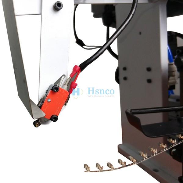 Máy tuốt dây & dập cos side-feed HS-CSP20-1 (0.1–1.5mm², lực dập 2T)